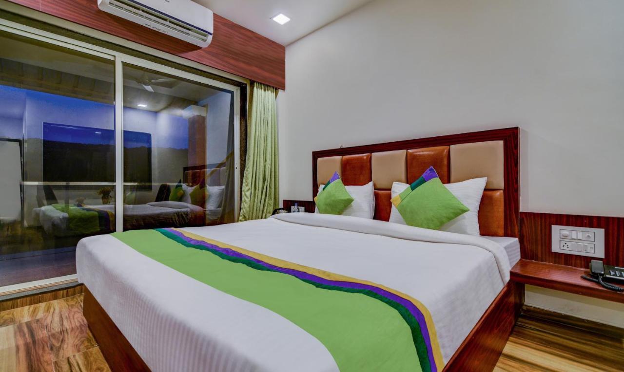 Treebo Trend Khushi River Side Retreat Hotel Mahabaleshwar Exterior photo
